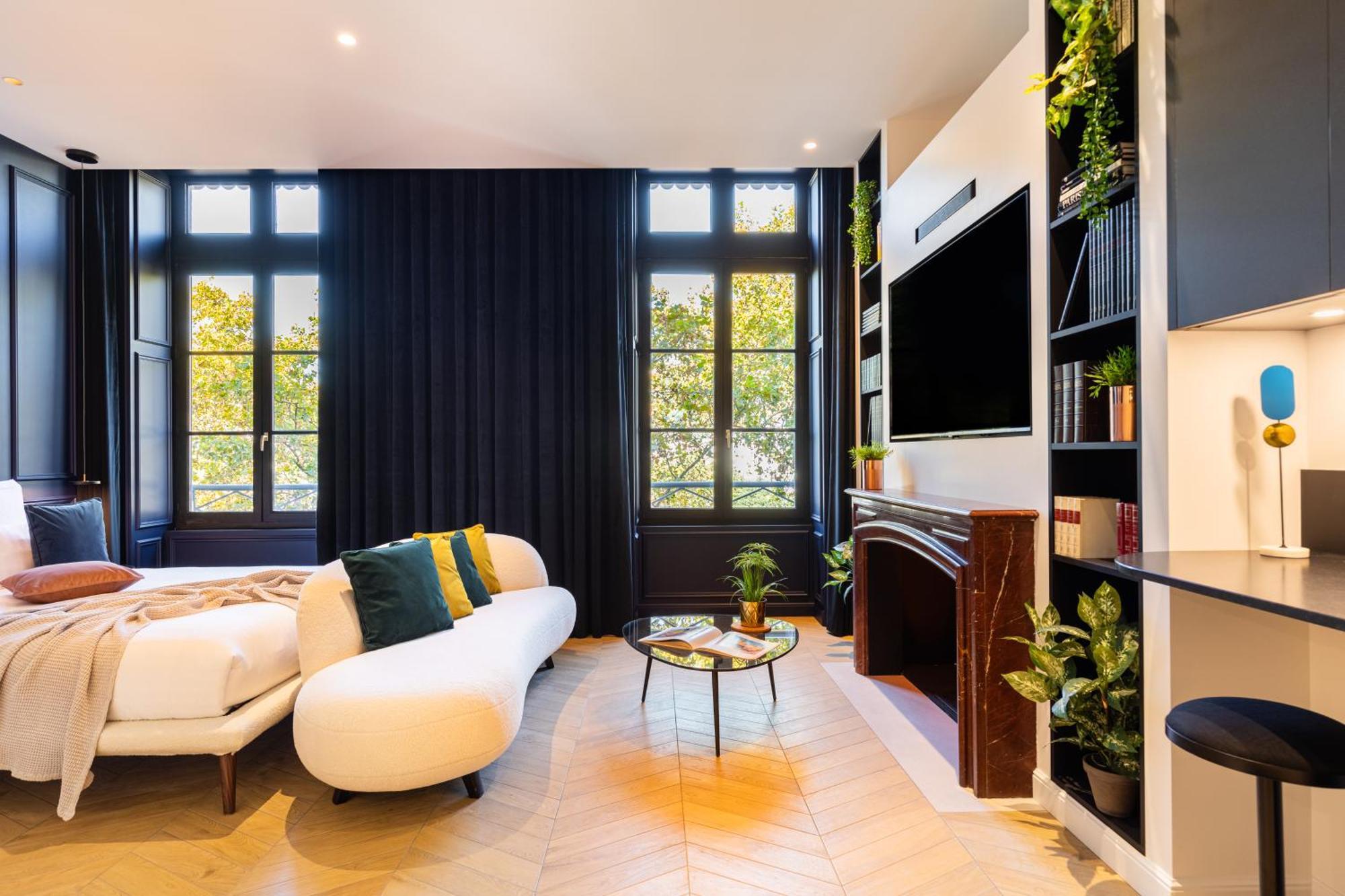Mohom - Bellecour Apartment Лион Екстериор снимка