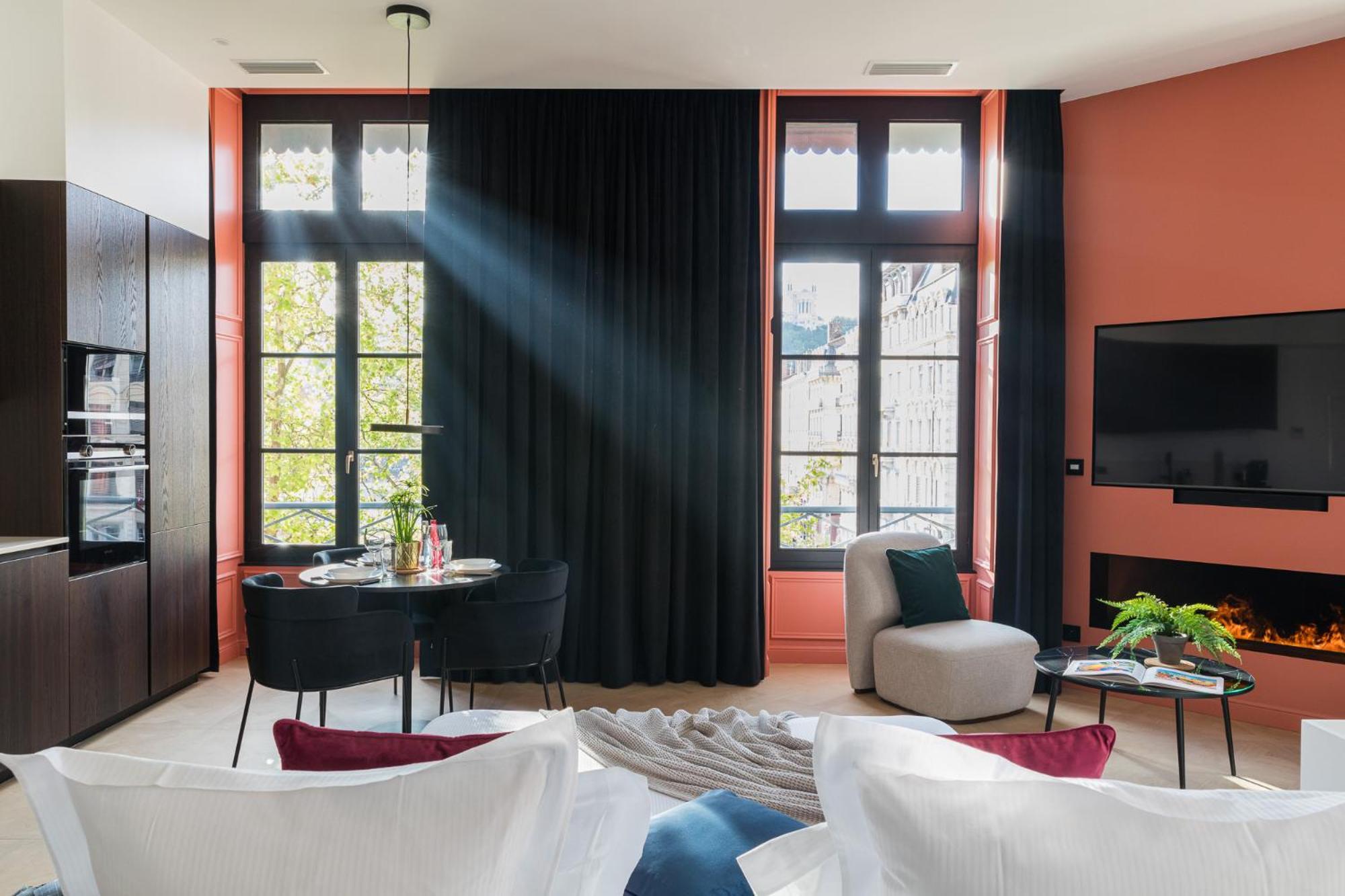Mohom - Bellecour Apartment Лион Екстериор снимка